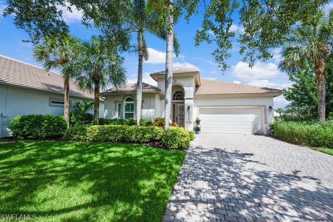23110 Oakglen LN ESTERO, FL 34135