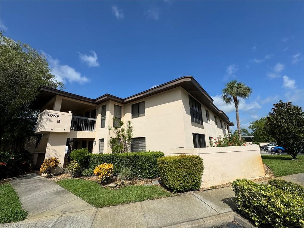 1069 Villa DR B103 LABELLE, FL 33935