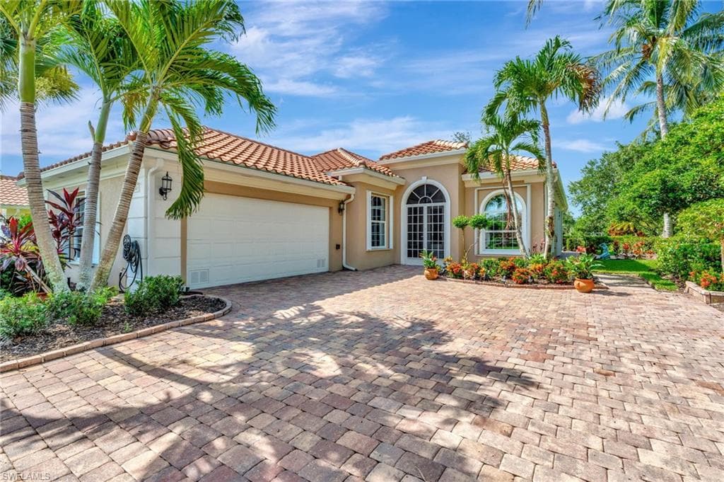 7240 Carducci CT NAPLES, FL 34114