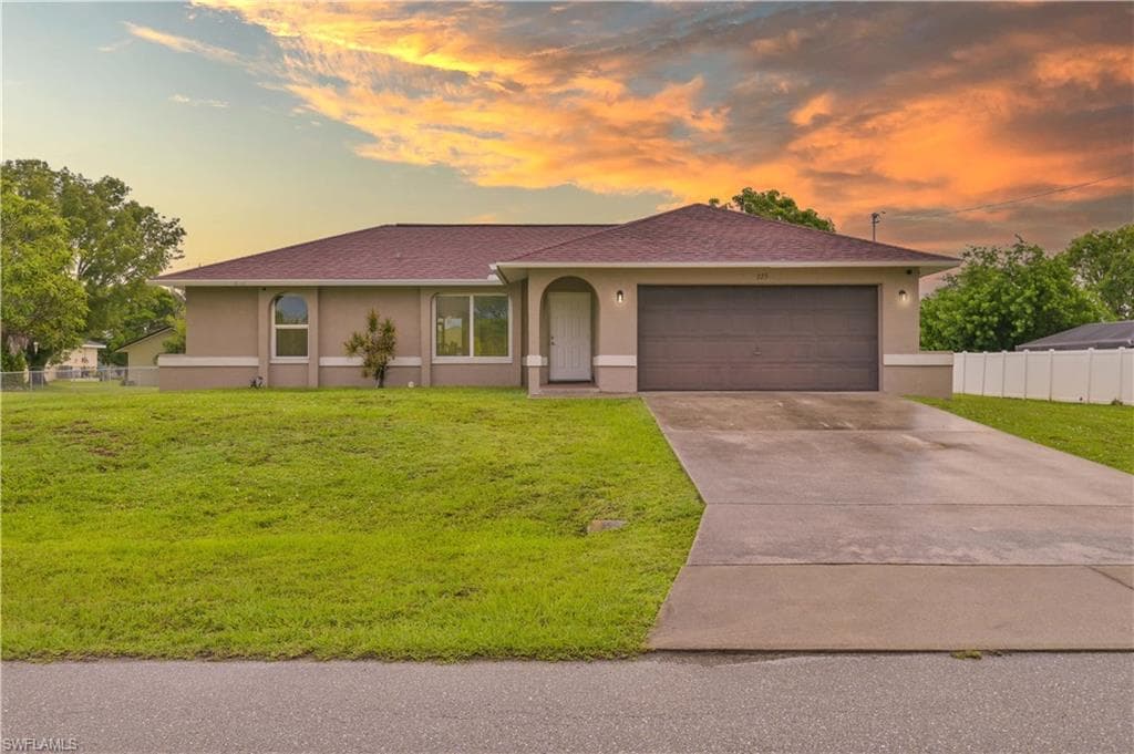 223 SW 31st TER CAPE CORAL, FL 33914