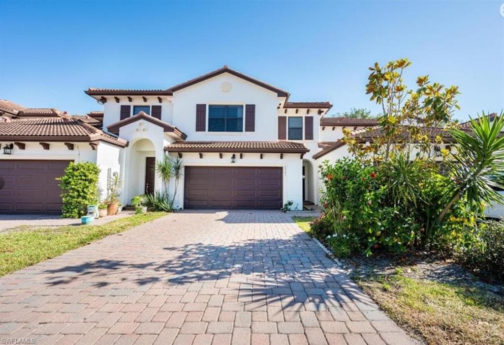 7761 Bristol CIR NAPLES, FL 34120
