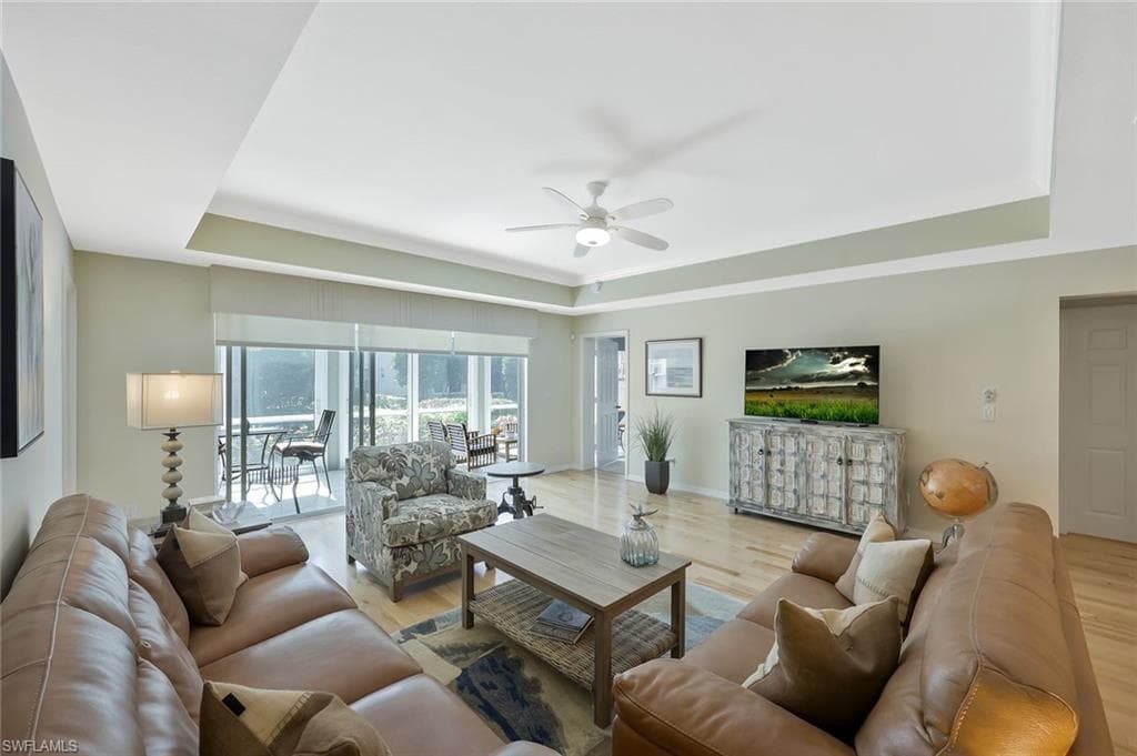 180 Via Perignon 101 NAPLES, FL 34119