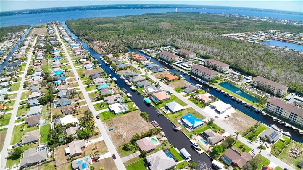 1940 Coral Point DR CAPE CORAL, FL 33990
