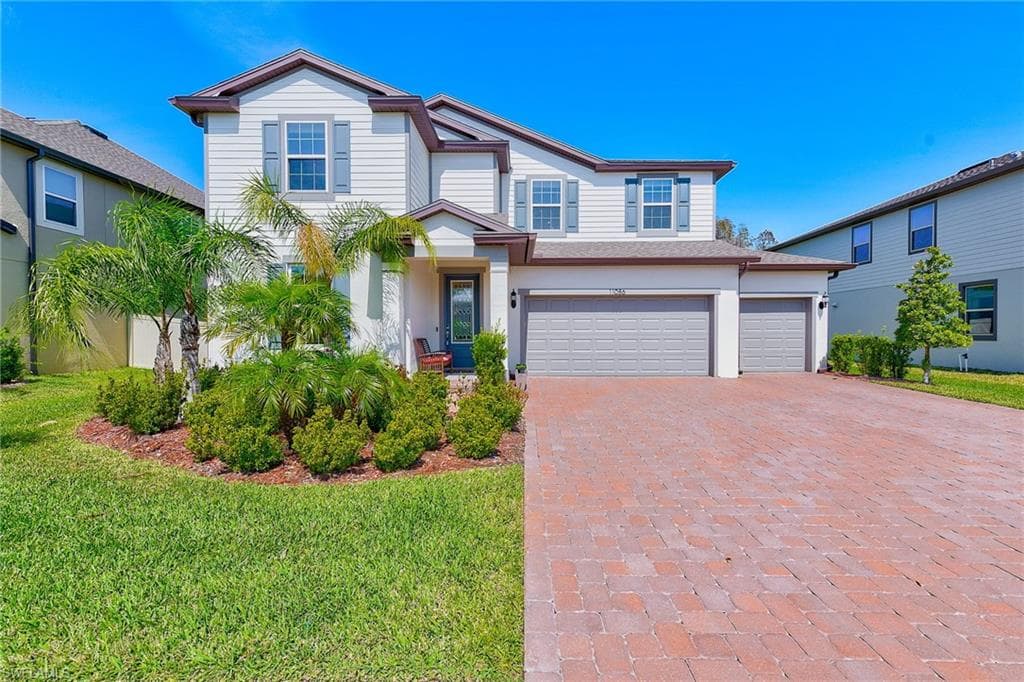 11086 Sundrift DR TAMPA, FL 33647