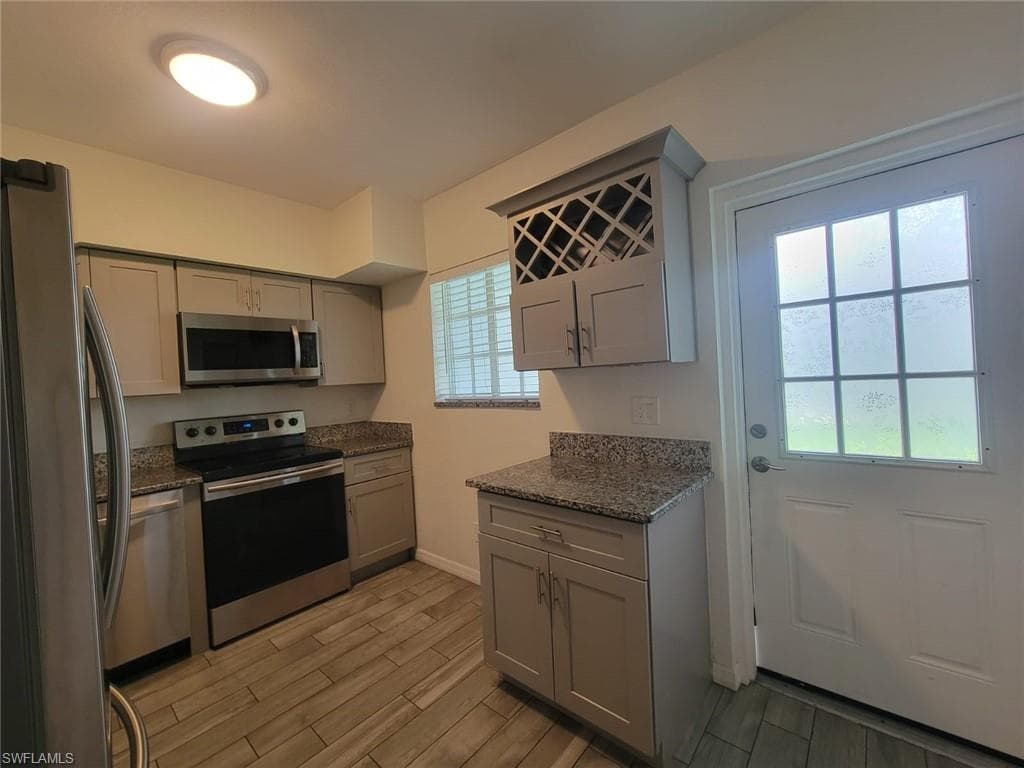 8313 Bernwood Cove LOOP 1211 FORT MYERS, FL 33966