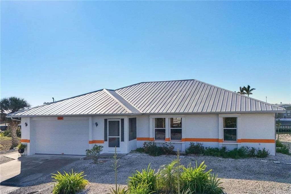 3891 Galt Island AVE ST. JAMES CITY, FL 33956