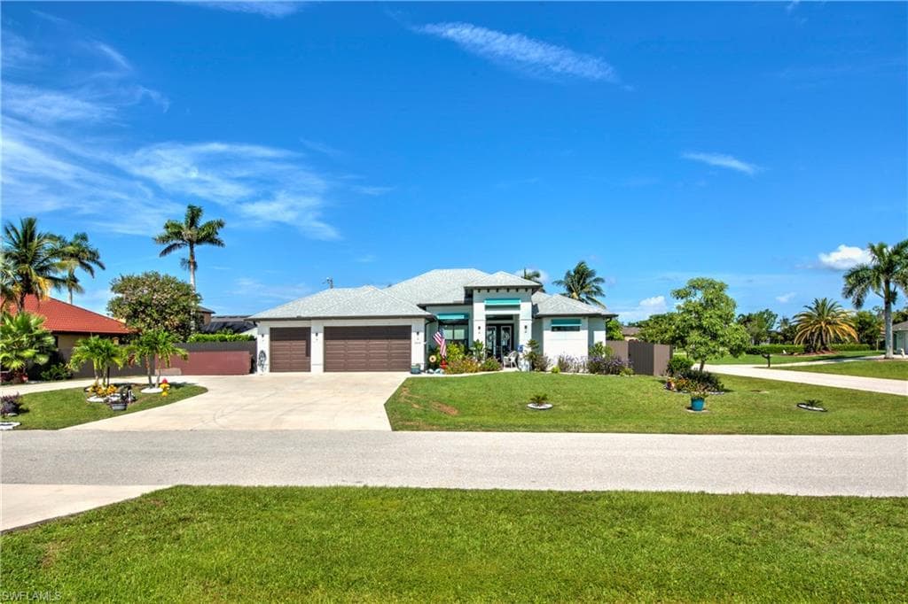 4404 SW 15th PL CAPE CORAL, FL 33914