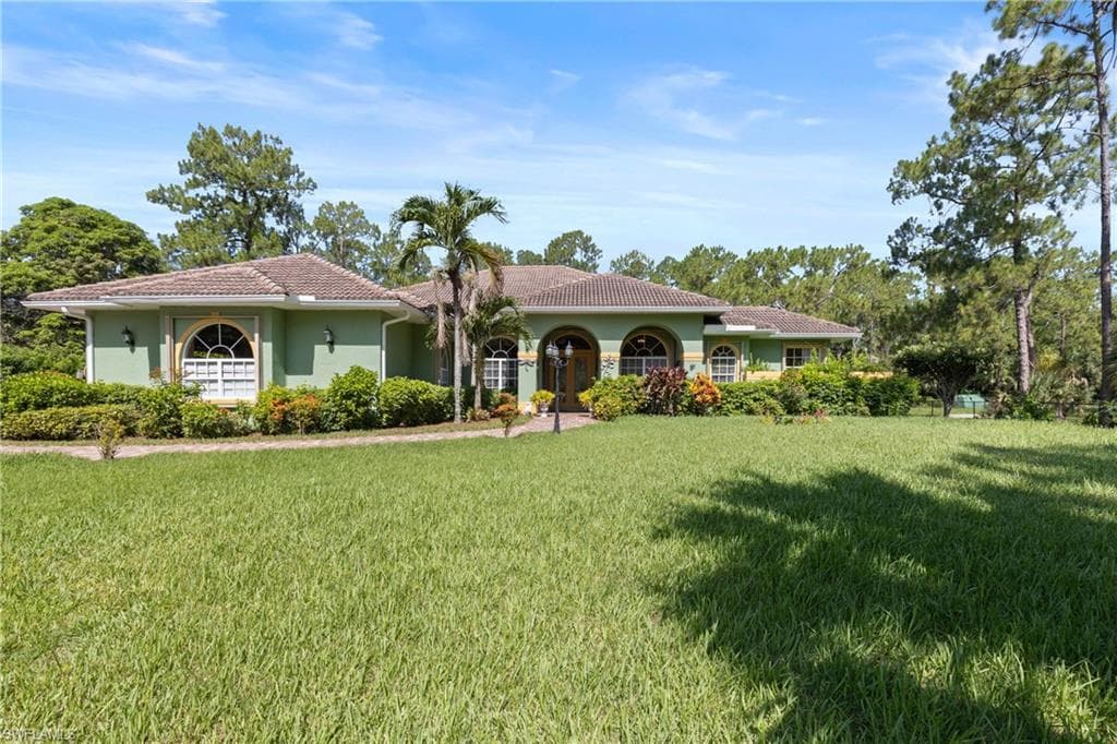 361 Weber BLVD N NAPLES, FL 34120