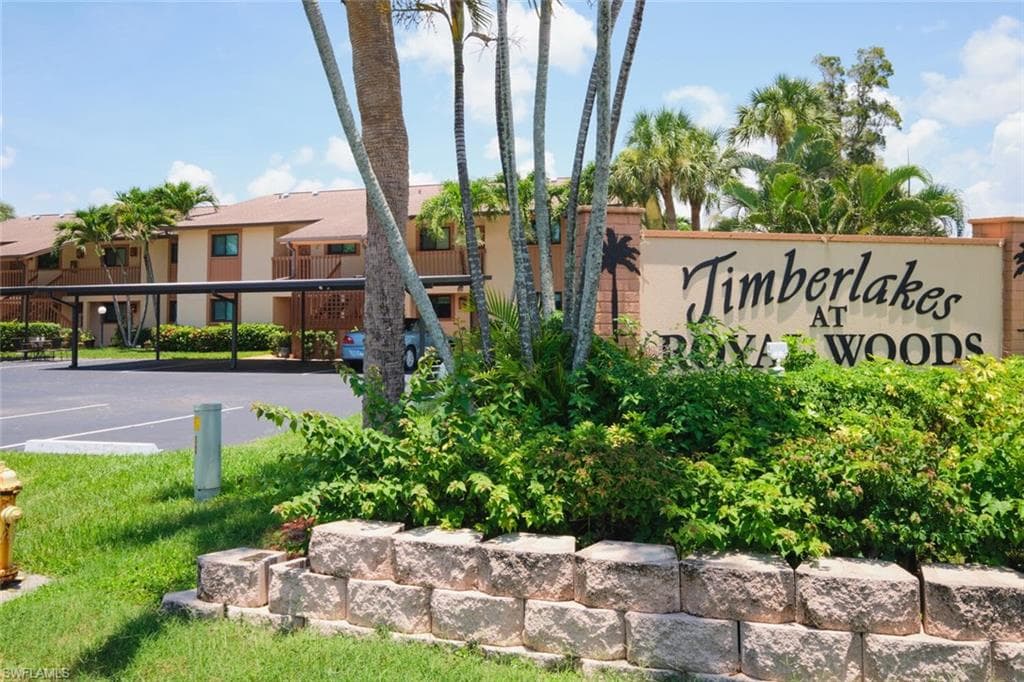 17425 Birchwood LN 4 FORT MYERS, FL 33908