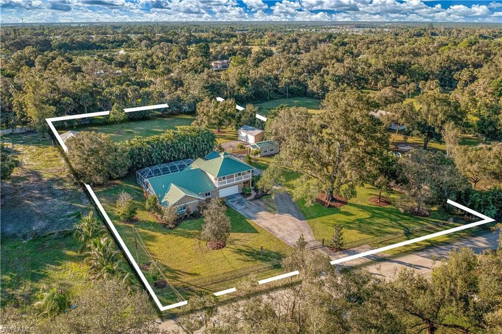 4240 Ellis RD FORT MYERS, FL 33905