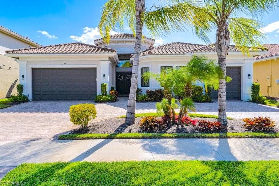 3324 Atlantic CIR NAPLES, FL 34119