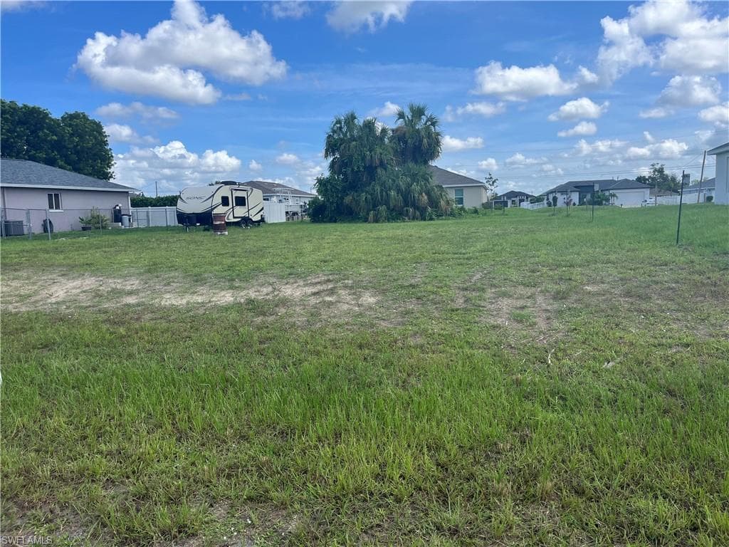 1439 NE 33rd ST CAPE CORAL, FL 33909
