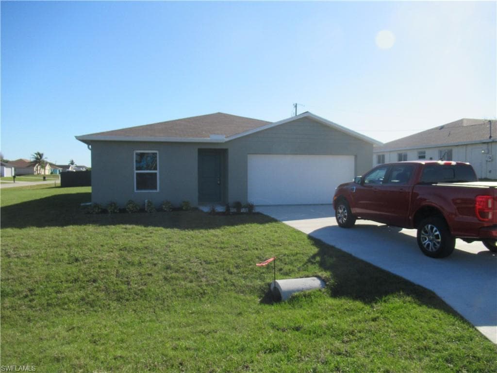 22 NW 7th TER CAPE CORAL, FL 33993