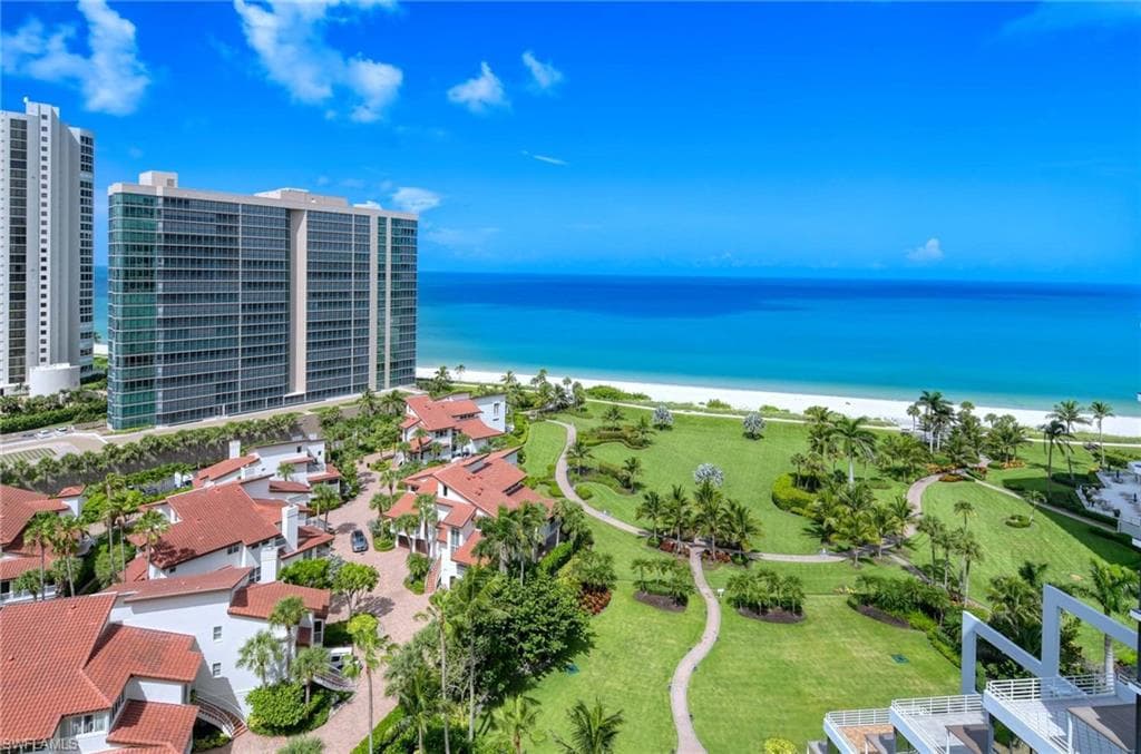 4751 Gulf Shore BLVD N 1706 NAPLES, FL 34103