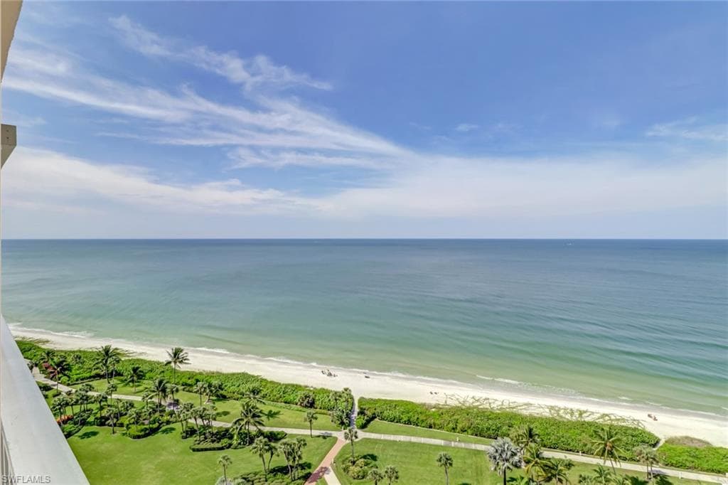 4041 Gulf Shore BLVD N 402 NAPLES, FL 34103