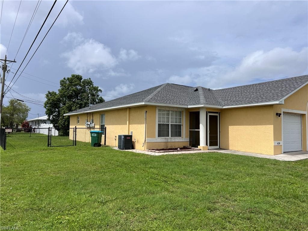 630 SE 14th ST CAPE CORAL, FL 33990