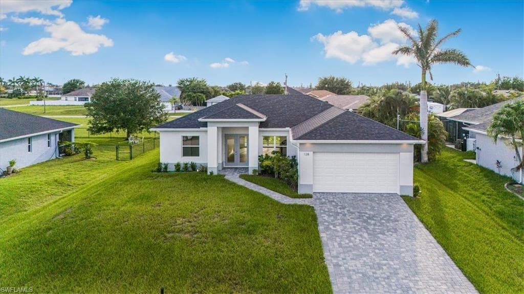 128 26th PL CAPE CORAL, FL 33993