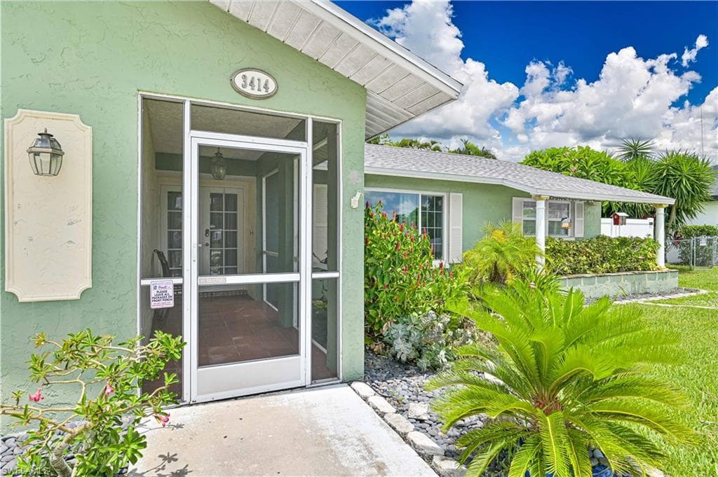 3414 SE 11th PL CAPE CORAL, FL 33904