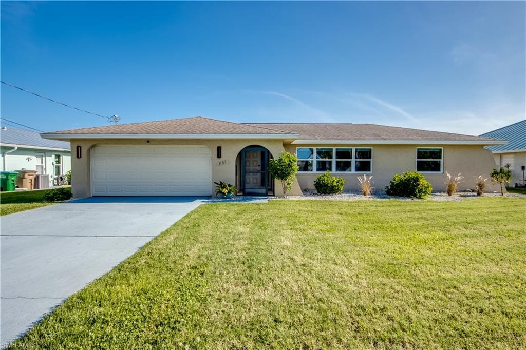 1127 SE 16th ST CAPE CORAL, FL 33990