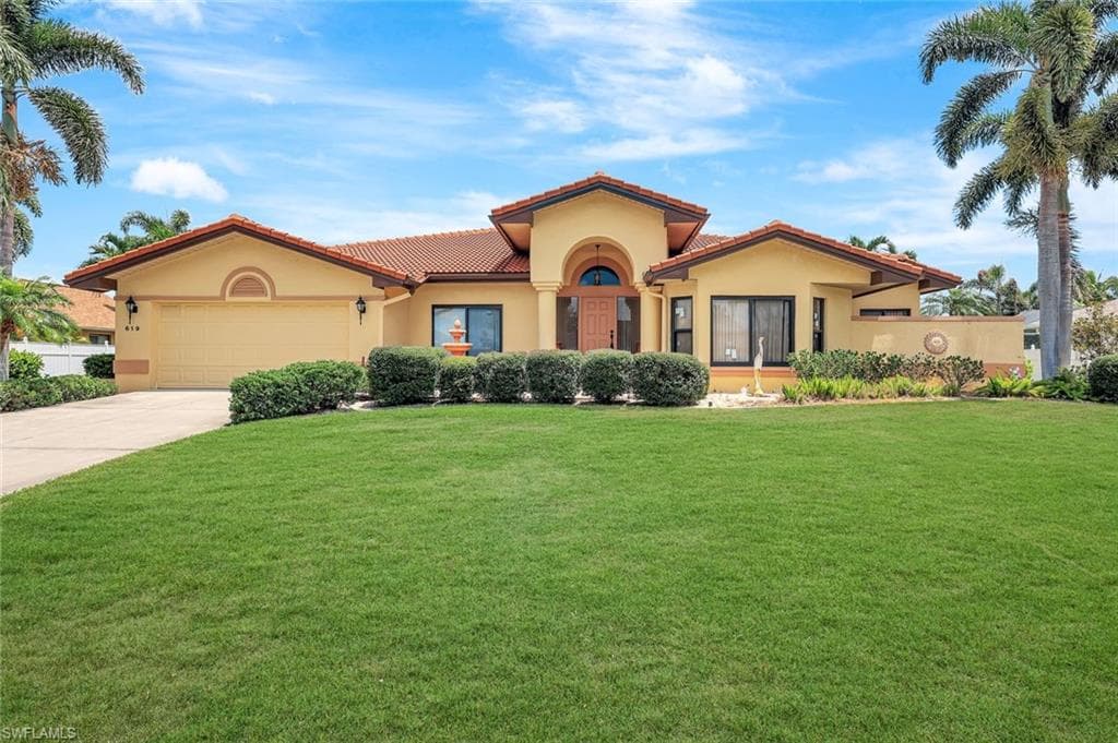 619 SE 18th TER CAPE CORAL, FL 33990
