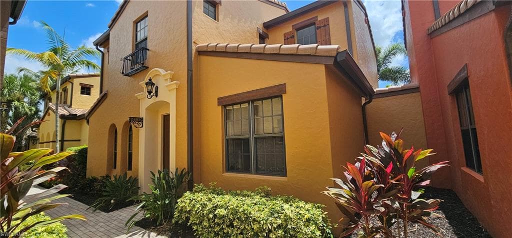 11980 Tulio WAY 2402 FORT MYERS, FL 33912