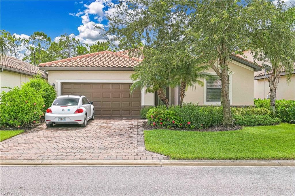 8979 Water Tupelo RD FORT MYERS, FL 33912