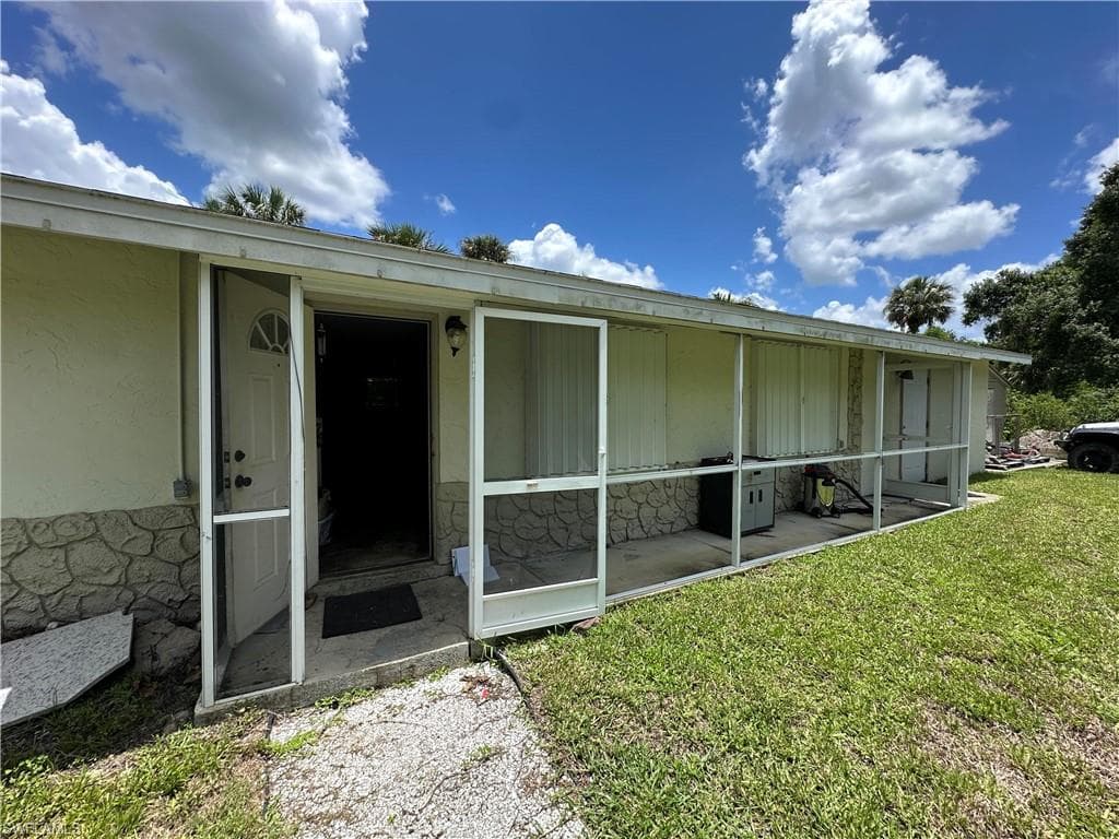 16940 Tarpon WAY NORTH FORT MYERS, FL 33917