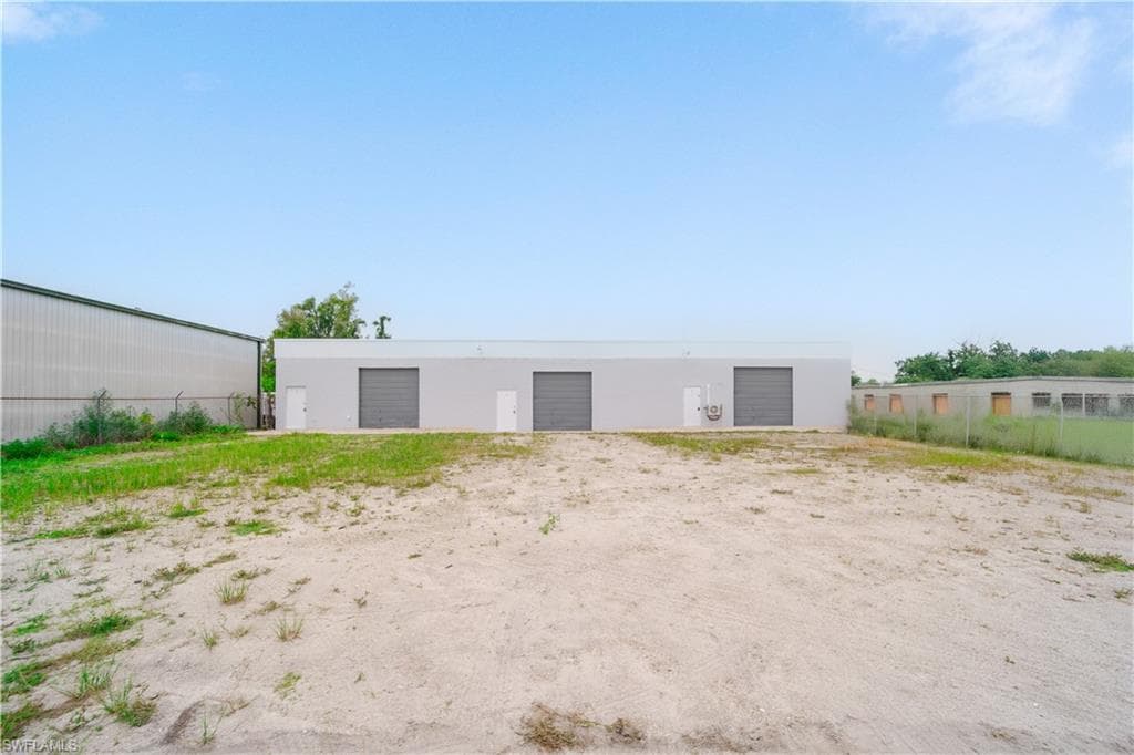 3559 Veronica S Shoemaker BLVD FORT MYERS, FL 33916