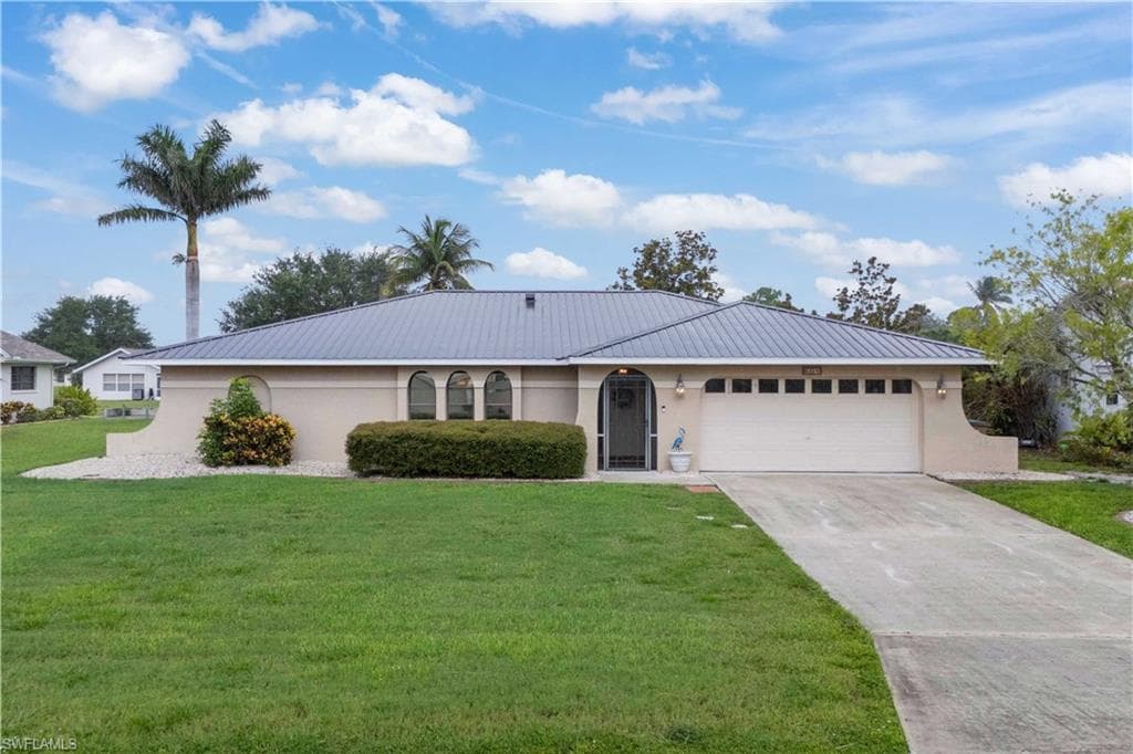 608 SE 20th PL CAPE CORAL, FL 33990