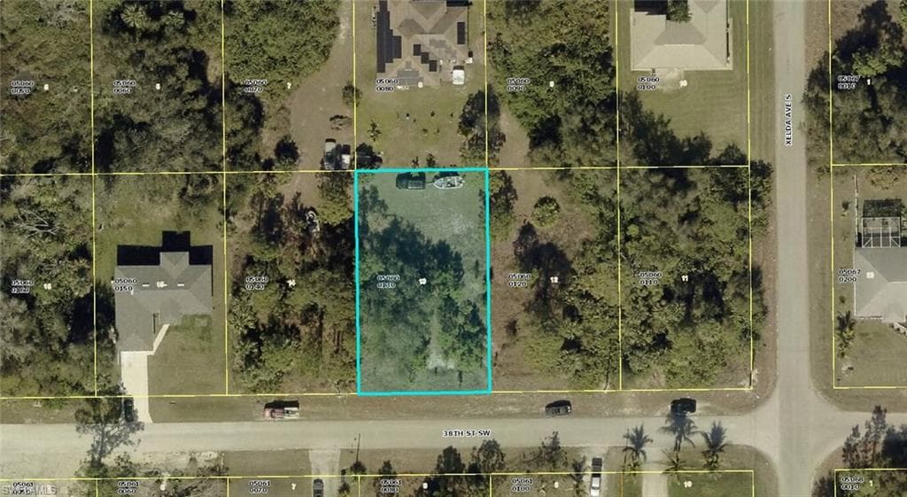 3804 38th ST SW LEHIGH ACRES, FL 33976