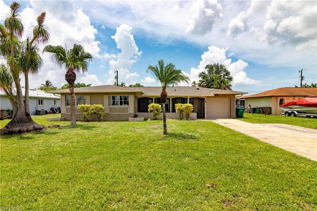 256 SE 46th TER CAPE CORAL, FL 33904