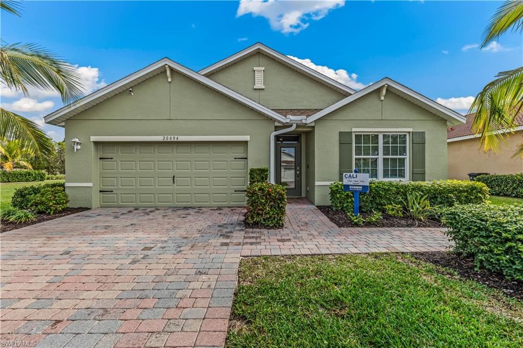 3643 CROSSWATER DR NORTH FORT MYERS, FL 33917