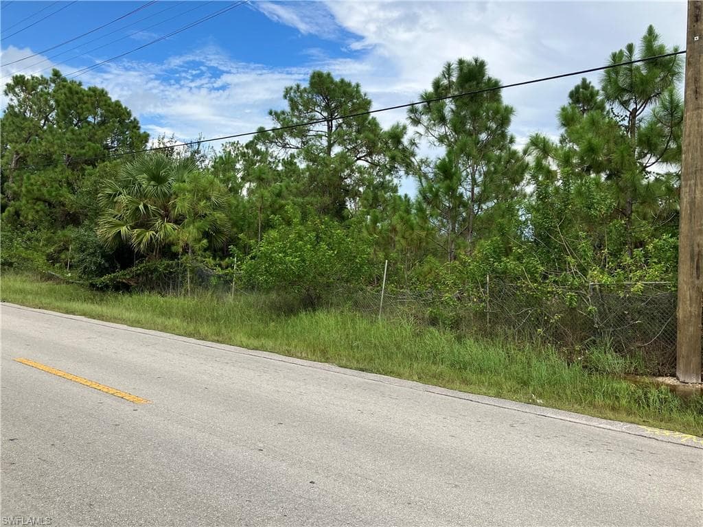 5240 Everglades BLVD N NAPLES, FL 34120