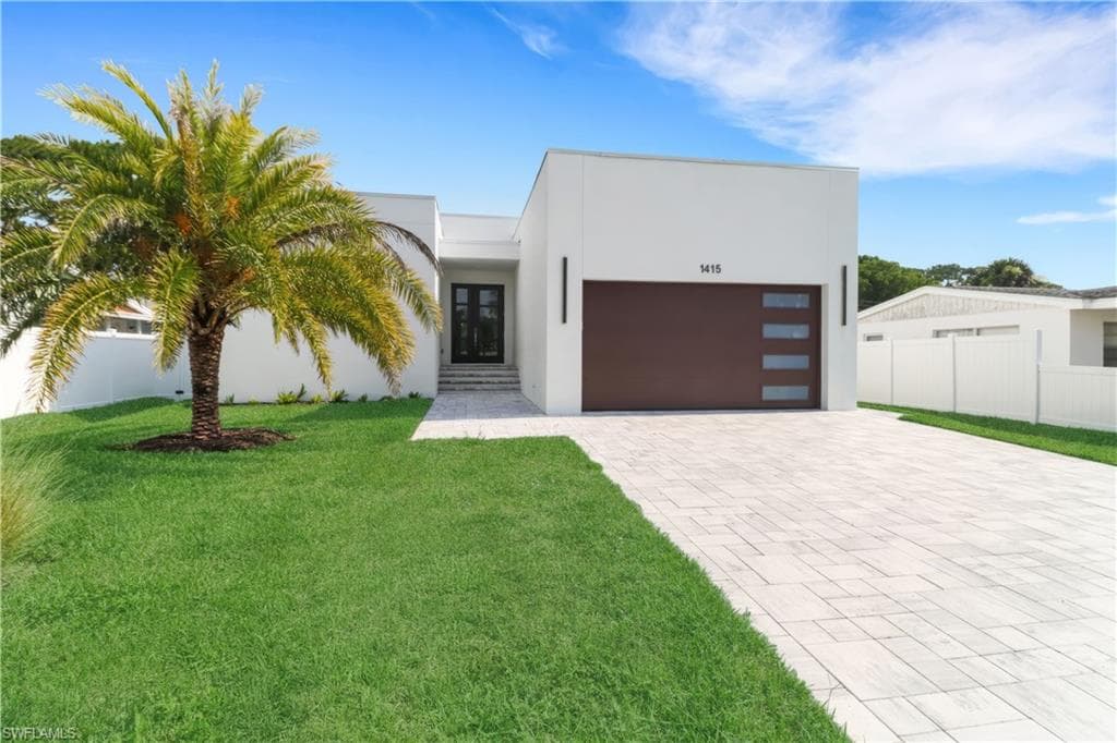 1415 13th AVE N NAPLES, FL 34102