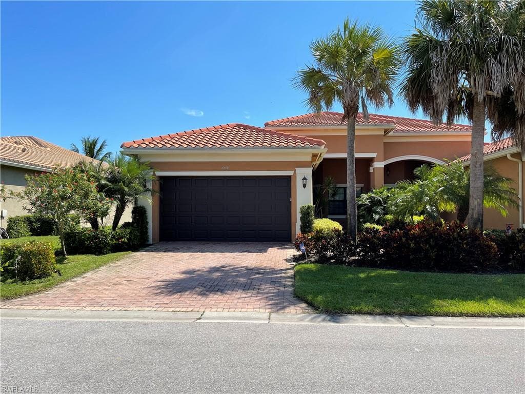 13548 Coronado DR NAPLES, FL 34109