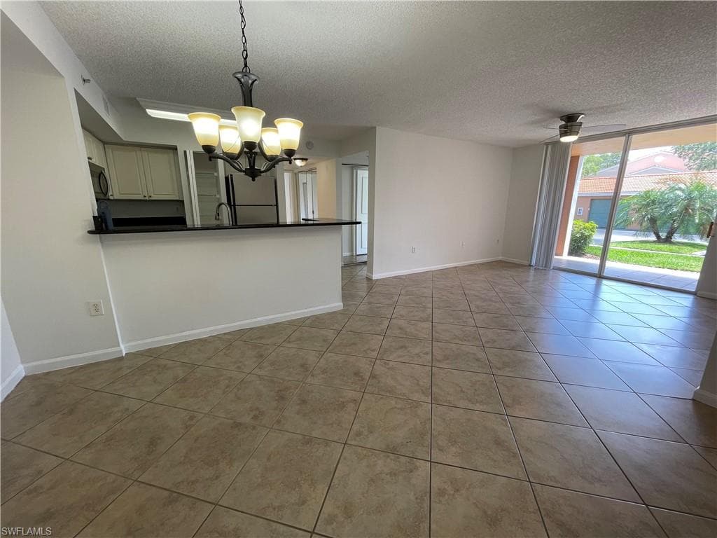 1210 Wildwood Lakes BLVD 105 NAPLES, FL 34104