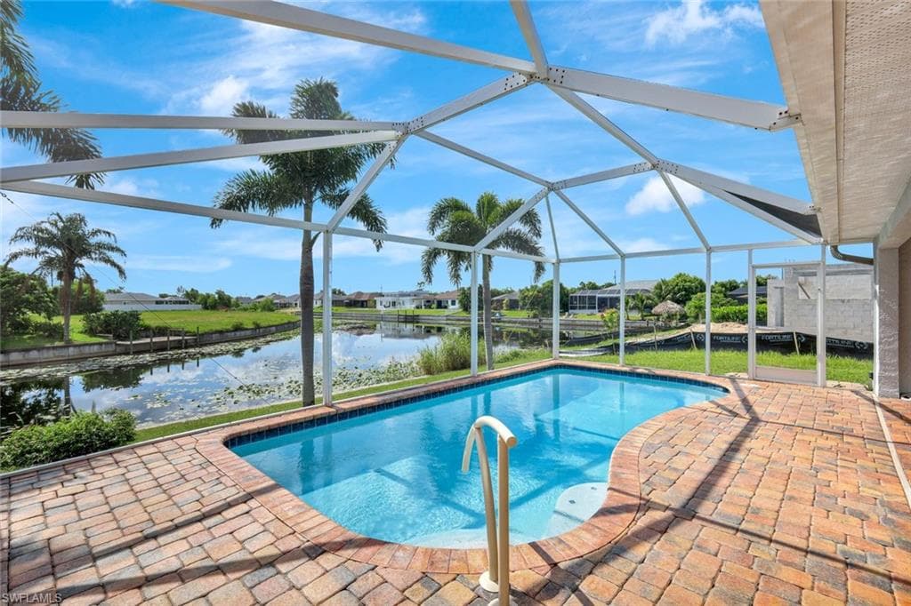 2301 SW 15th PL CAPE CORAL, FL 33991