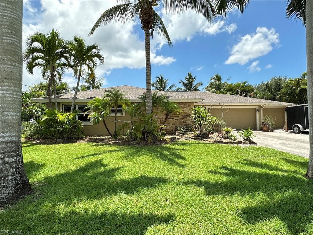 1010 Edgemere DR FORT MYERS, FL 33919