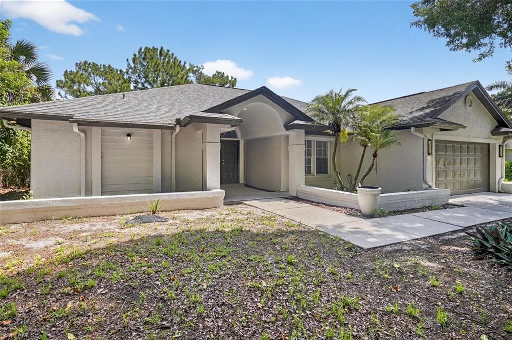 6035 Painted Leaf LN NAPLES, FL 34116