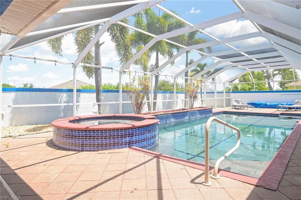 1729 SW 14th ST CAPE CORAL, FL 33991