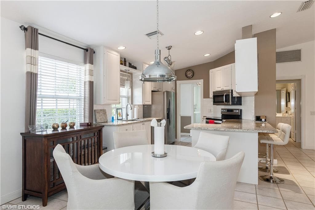 4768 San Carlo CT NAPLES, FL 34109