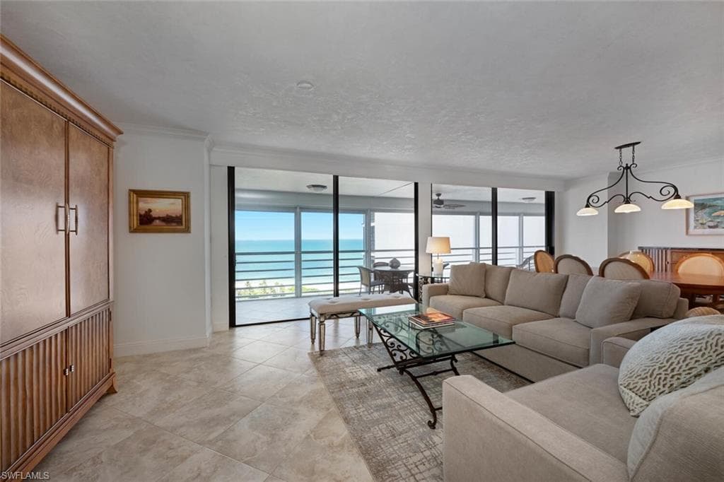 4751 Gulf Shore BLVD N 1507 NAPLES, FL 34103