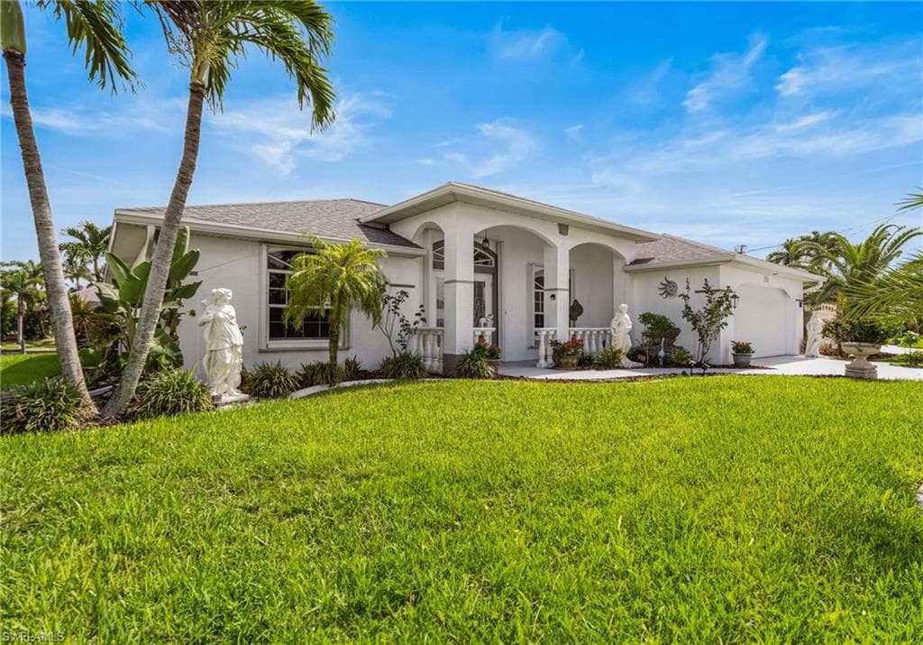 2915 SW 39th TER CAPE CORAL, FL 33914