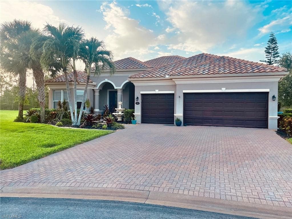 21513 Belvedere LN ESTERO, FL 33928