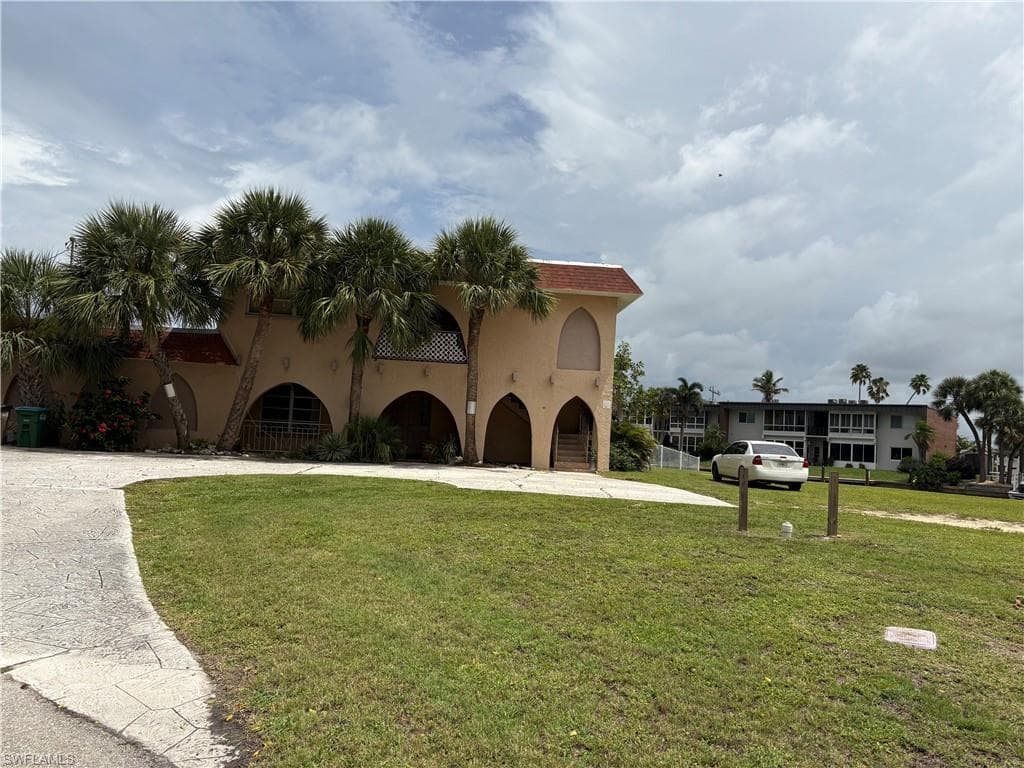 5101 Manor CT 3 CAPE CORAL, FL 33904