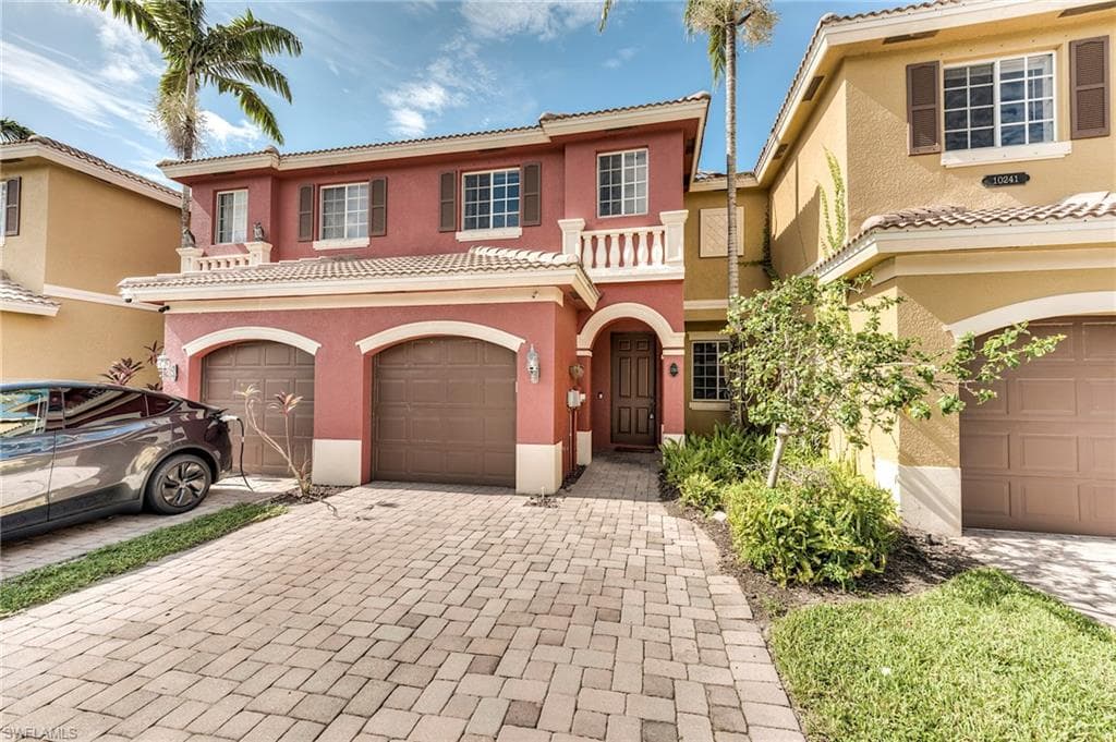 10241 Olivewood WAY 150 ESTERO, FL 33928