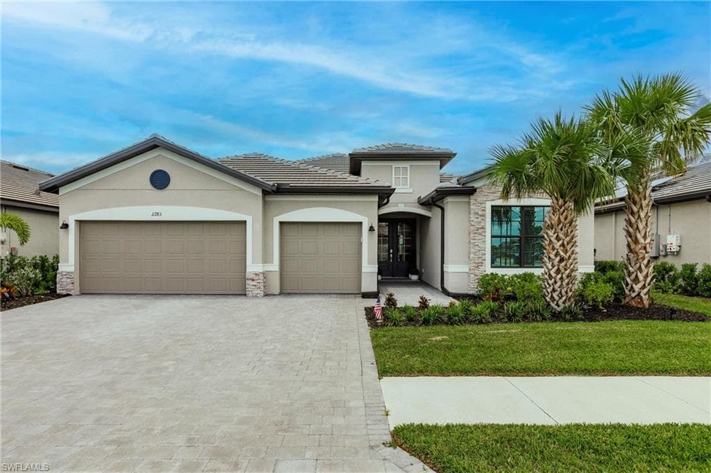11283 Canopy LOOP FORT MYERS, FL 33913