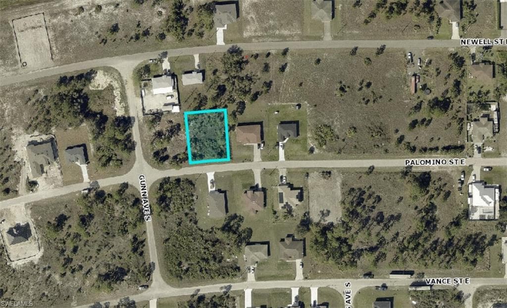 831 Palomino ST E LEHIGH ACRES, FL 33974
