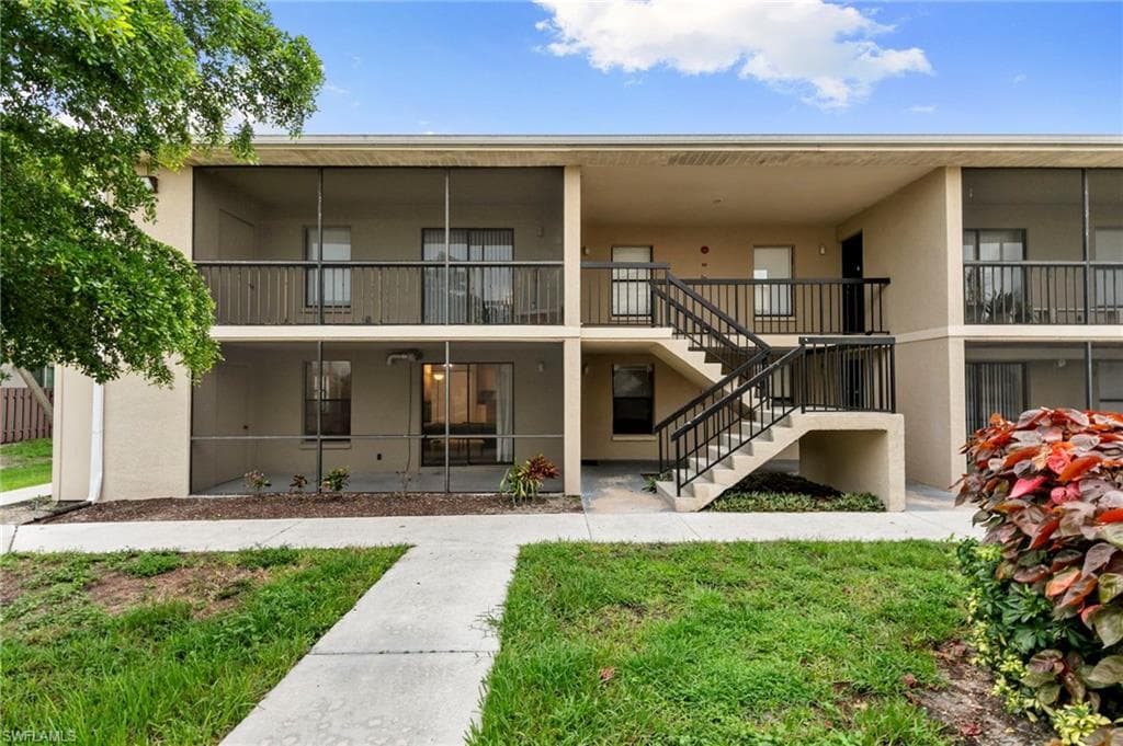 5305 Summerlin RD 501 FORT MYERS, FL 33919