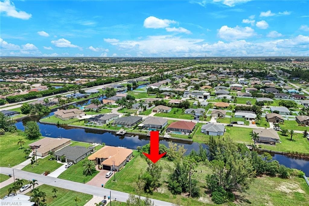 2315 SW 22nd ST CAPE CORAL, FL 33991